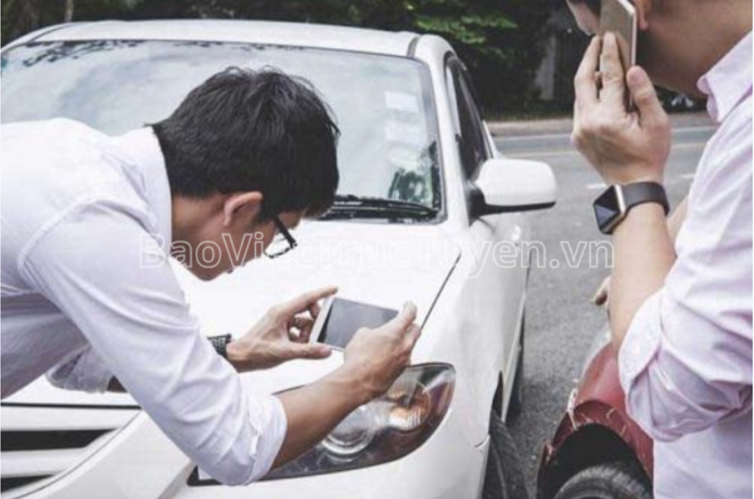 bảo hiểm xe ô tô khi bị tai nạn